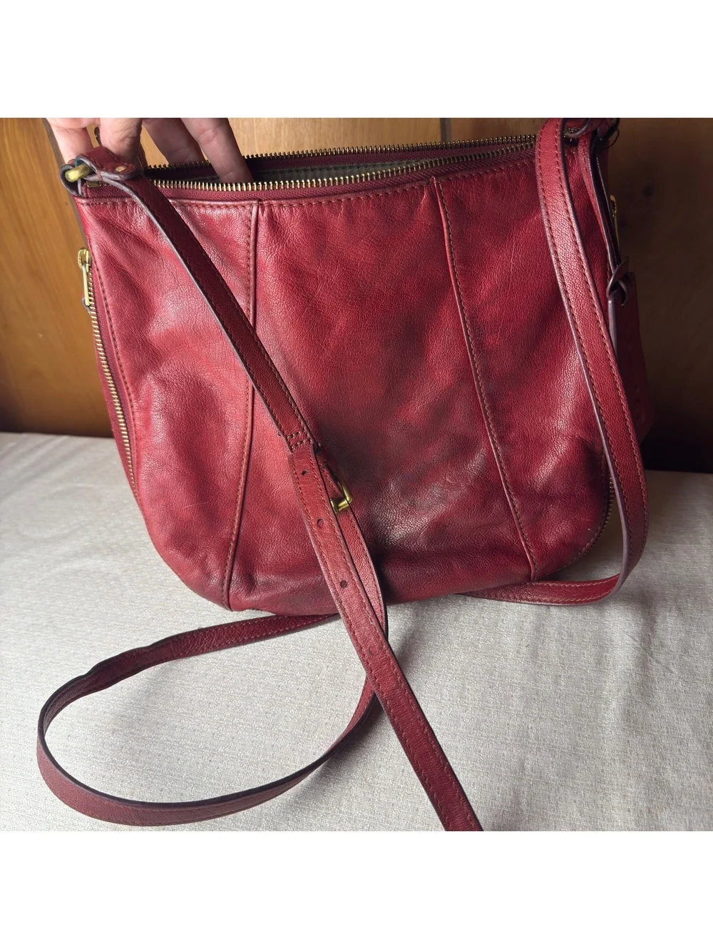 Fossil Red Leather Crossbody Vintage Distressed Patina Convertible Suede Bottom